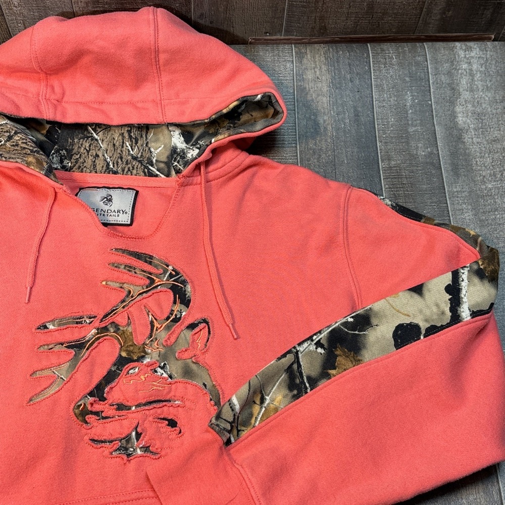 Legendary Whitetails Women's Hoodie Large‎ Coral Camo Buck Logo Pullover